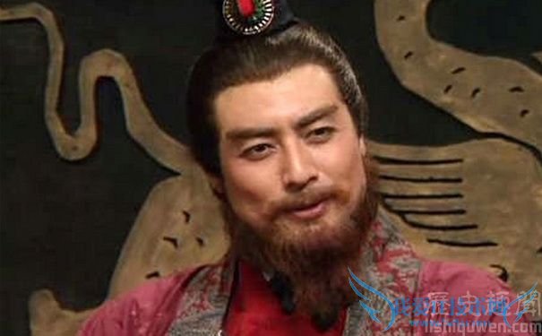 吴晓东饰演的孙权剧照 吴晓东饰演的孙权剧照