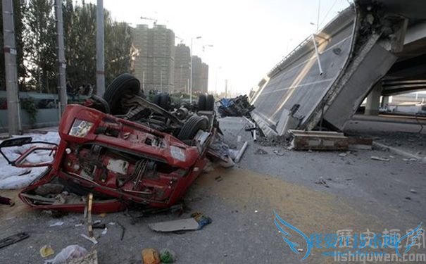 哈尔滨阳明滩大桥引桥坍塌 哈尔滨阳明滩大桥引桥坍塌