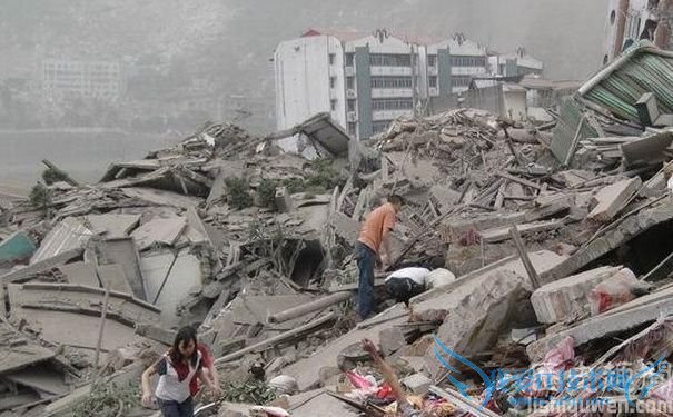 地震.jpg 地震.jpg