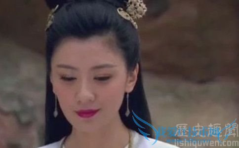 《新天龙八部》李秋水剧照 《新天龙八部》李秋水剧照