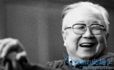 启功是谁 启功的简介 启功谈书法 启功是谁 启功的简介 启功谈书法