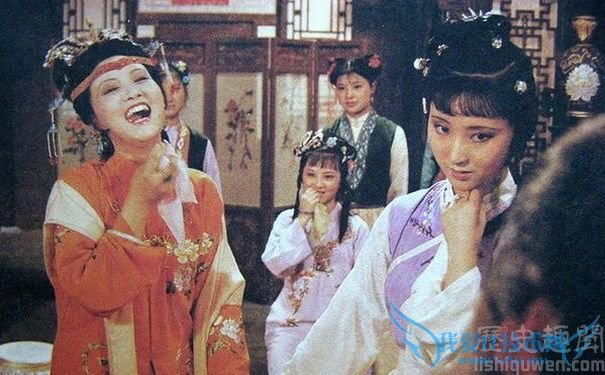 王熙凤剧照 王熙凤剧照