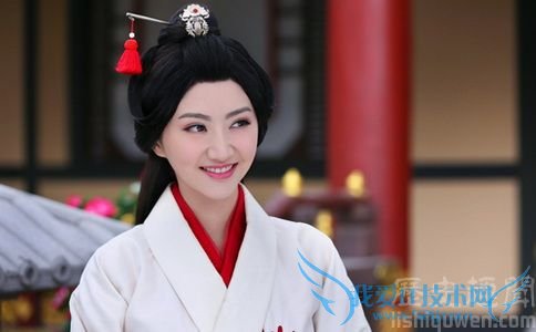 卫英是侯爷吗 卫英班淑最后在一起了吗 卫英是侯爷吗 卫英班淑最后在一起了吗