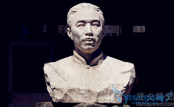 茅盾半身像 茅盾半身像