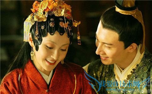 新红楼梦贾琏 贾琏的扮演者是谁 新红楼梦贾琏 贾琏的扮演者是谁