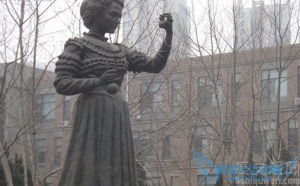 居里夫人的一生 居里夫人的贡献 居里夫人的一生 居里夫人的贡献
