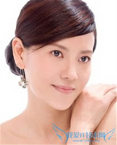 定逸师太为何传位令狐冲 定逸师太是谁杀的 定逸师太为何传位令狐冲 定逸师太是谁杀的