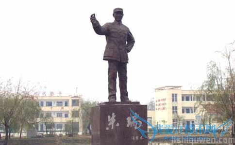 朱瑞是什么时候死的 朱瑞不牺牲能获哪个军衔 朱瑞是什么时候死的 朱瑞不牺牲能获哪个军衔