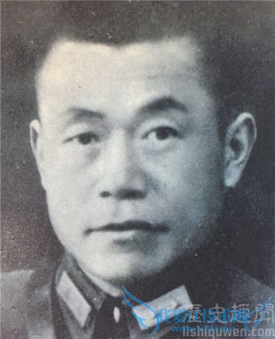 邱清泉的简介 邱清泉是怎么死的 邱清泉的简介 邱清泉是怎么死的