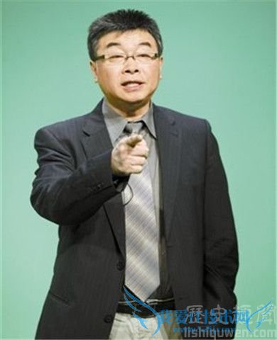 邱清泉的简介 邱清泉是怎么死的 邱清泉的简介 邱清泉是怎么死的