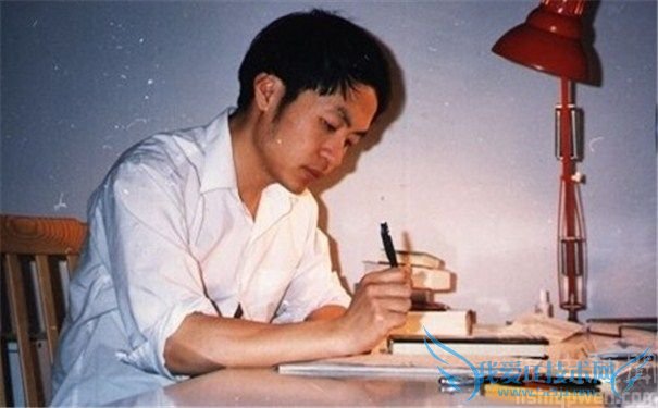 顾城为什么戴帽子 关于顾城的故事 顾城为什么戴帽子 关于顾城的故事