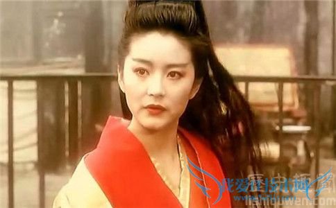 东方不败的女人是谁 东方不败的人性分析 东方不败的女人是谁 东方不败的人性分析