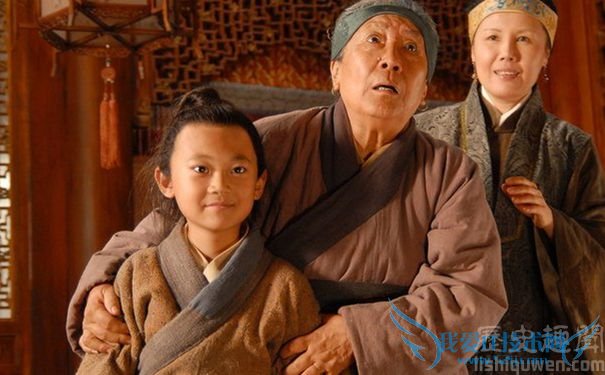 刘姥姥和贾府什么关系 刘姥姥与巧姐 刘姥姥和贾府什么关系 刘姥姥与巧姐