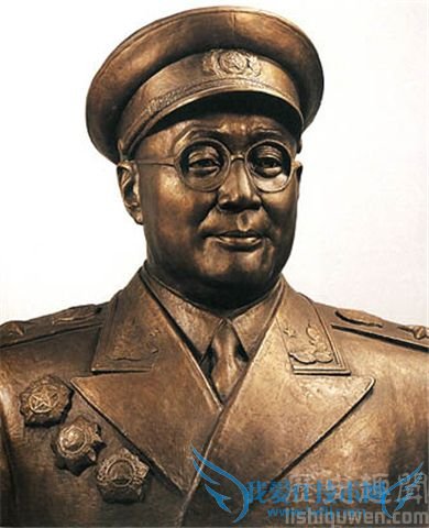 刘伯承的简介 刘伯承妻子是谁 刘伯承子女现状 刘伯承的简介 刘伯承妻子是谁 刘伯承子女现状