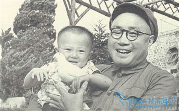 刘伯承的简介 刘伯承妻子是谁 刘伯承子女现状 刘伯承的简介 刘伯承妻子是谁 刘伯承子女现状