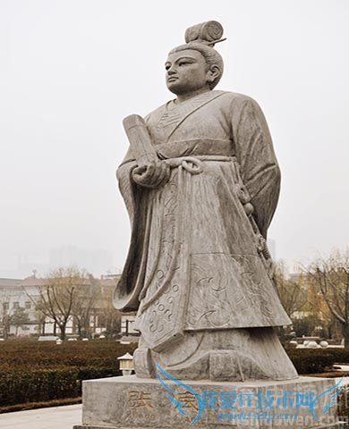 张良雕像 张良雕像