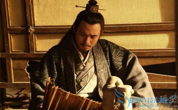 《卧薪尝胆》范蠡剧照 《卧薪尝胆》范蠡剧照