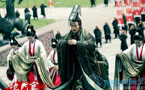 《鸿门宴》刘邦登基剧照 《鸿门宴》刘邦登基剧照