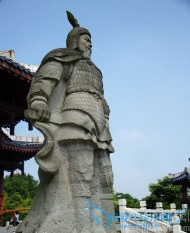 纪信雕像 纪信雕像