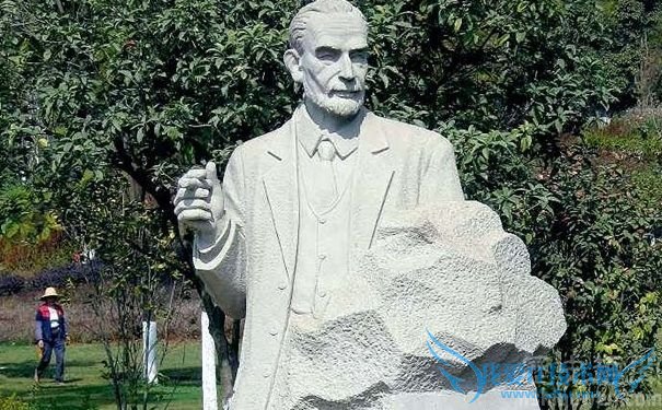 弗洛伊德雕像 弗洛伊德雕像