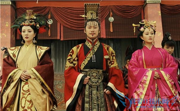 曹征饰演的楚怀王剧照 曹征饰演的楚怀王剧照