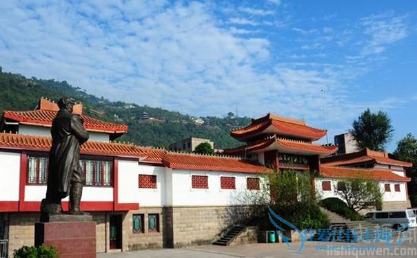 军神刘伯承的介绍 刘伯承是个怎样的人 军神刘伯承的介绍 刘伯承是个怎样的人