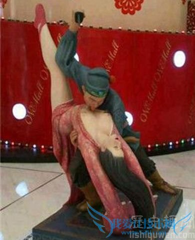 武松杀嫂的雕塑.jpg 武松杀嫂的雕塑.jpg