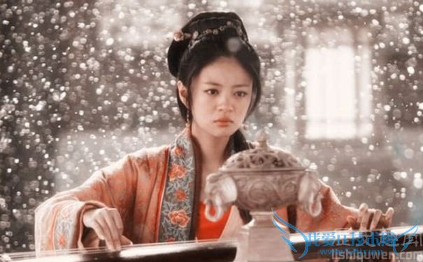 电视剧里的邹氏抚琴.jpg 电视剧里的邹氏抚琴.jpg