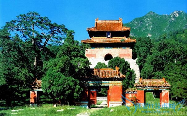 明十三陵碑亭 明十三陵碑亭