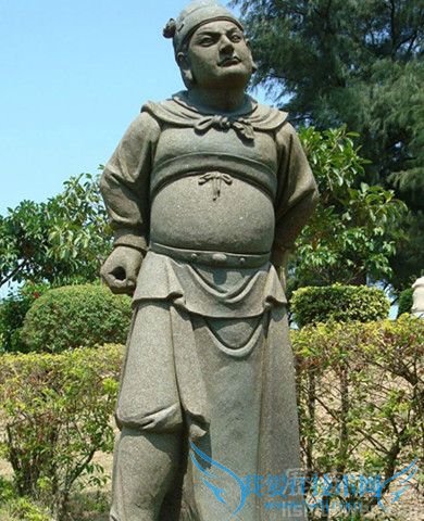 王英雕像 王英雕像