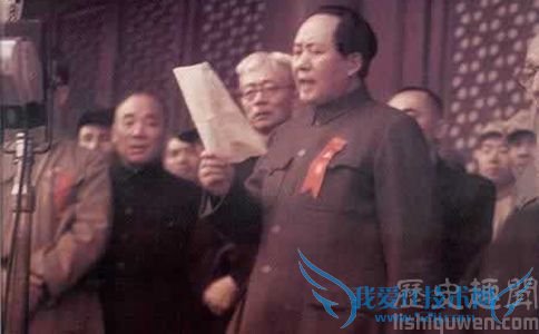 毛泽东主席宣布中华人民共和国中央人民政府成立 毛泽东主席宣布中华人民共和国中央人民政府成立
