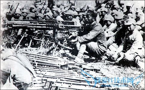 皖南事变中被围攻的新四军 皖南事变中被围攻的新四军