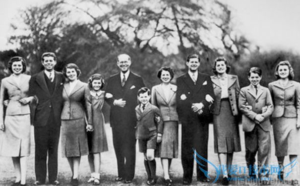 肯尼迪家族合照.jpg 肯尼迪家族合照.jpg