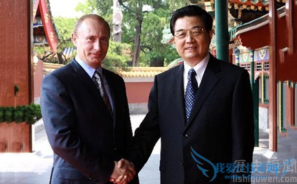 (右)胡锦涛会见俄罗斯总理普京 (右)胡锦涛会见俄罗斯总理普京