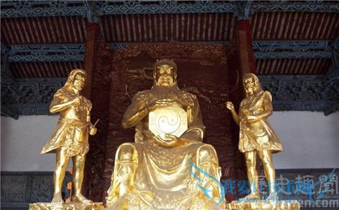 伏羲神像 伏羲神像