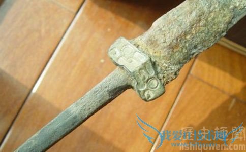 刘胜佩剑 刘胜佩剑