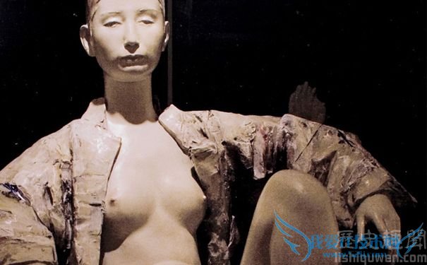 慈禧尸体被扒光.jpg 慈禧尸体被扒光.jpg