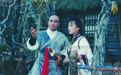 胡斐喜欢谁 胡斐与袁紫衣程灵素苗若兰的关系 胡斐喜欢谁 胡斐与袁紫衣程灵素苗若兰的关系