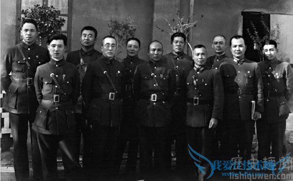 张自忠右三(国民党十大抗日名将) 张自忠右三(国民党十大抗日名将)