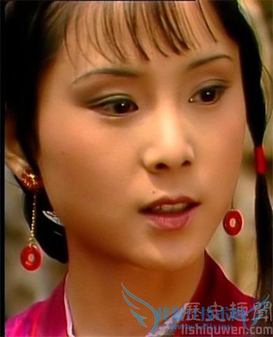 晴雯撕扇子的原因 晴雯为何留长指甲 晴雯撕扇子的原因 晴雯为何留长指甲