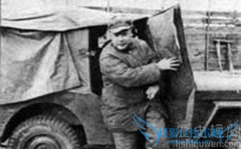 第三野战军司令员兼政委陈毅 第三野战军司令员兼政委陈毅