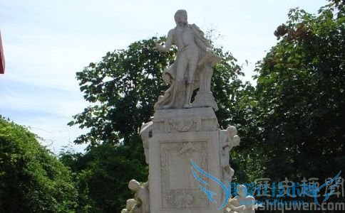 莫札特雕像 莫札特雕像