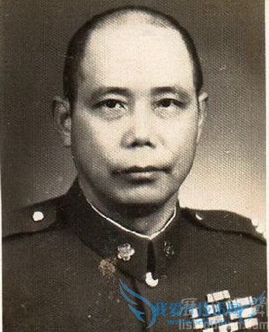 余程万将军的简介 余程万的女儿是谁 余程万将军的简介 余程万的女儿是谁