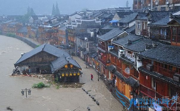凤凰古城被淹 凤凰古城被淹