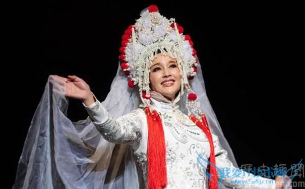 刘晓庆倾情演绎赛金花.jpg 刘晓庆倾情演绎赛金花.jpg