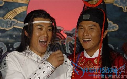 锦毛鼠白玉堂的简介 白玉堂大破冲霄楼 锦毛鼠白玉堂的简介 白玉堂大破冲霄楼