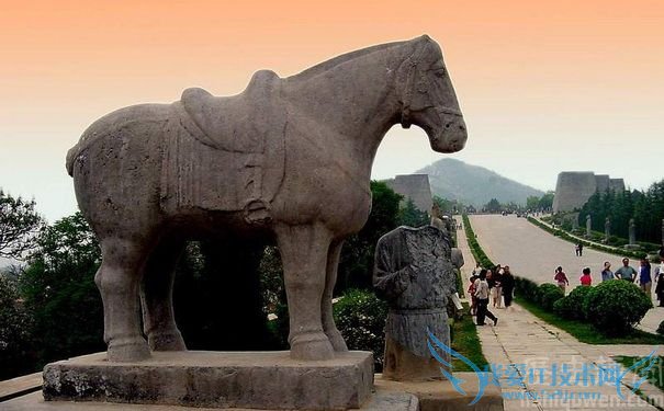 乾陵局部图 乾陵局部图