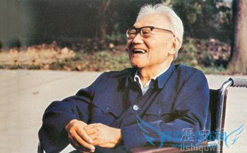 巴金晚年照片 巴金晚年照片