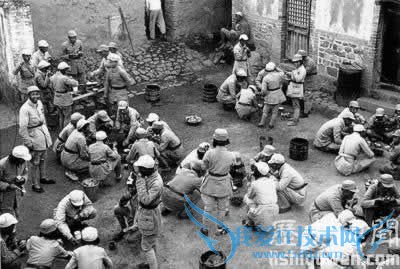 ëÔó¶«·¢±í¡¶ÔÚÑÓ°²ÎÄÒÕ×ù̸»áÉϵĽ²»°¡· ëÔó¶«·¢±í¡¶ÔÚÑÓ°²ÎÄÒÕ×ù̸»áÉϵĽ²»°¡·