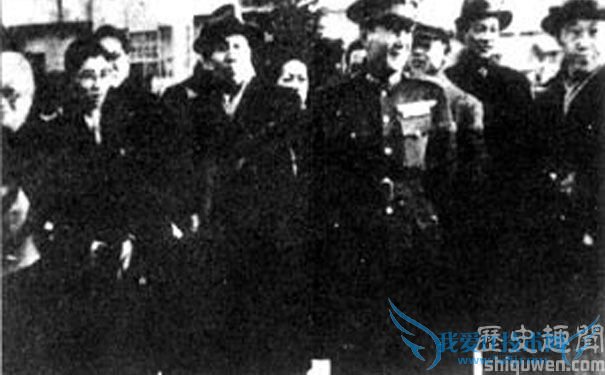 董必武返回延安 董必武返回延安